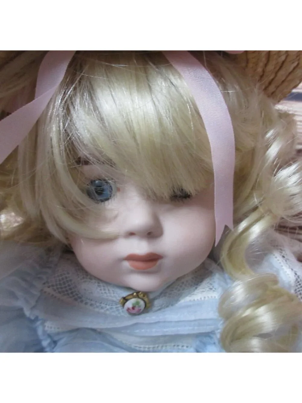 Vintage Fully Porcelain 20